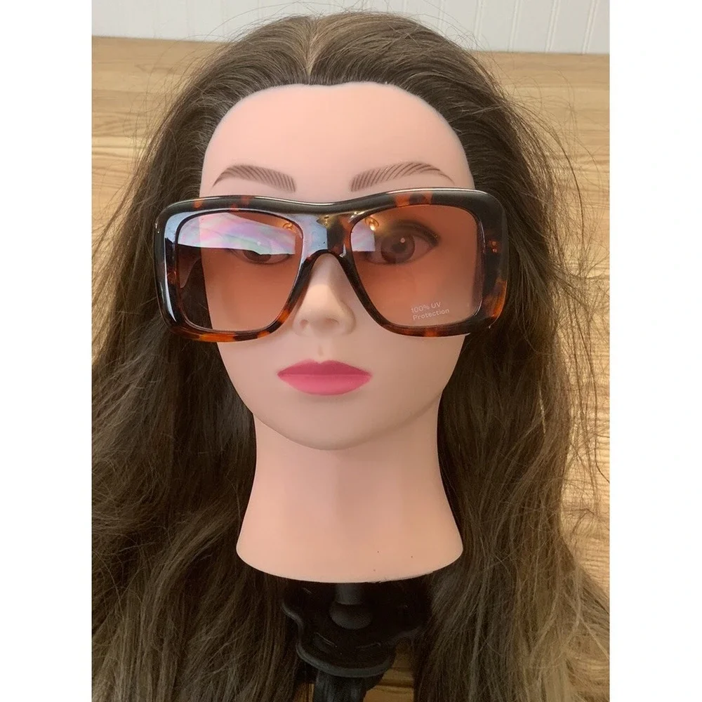 A New Day Womens Brown Oversized Plastic Frame Sunglasses‎